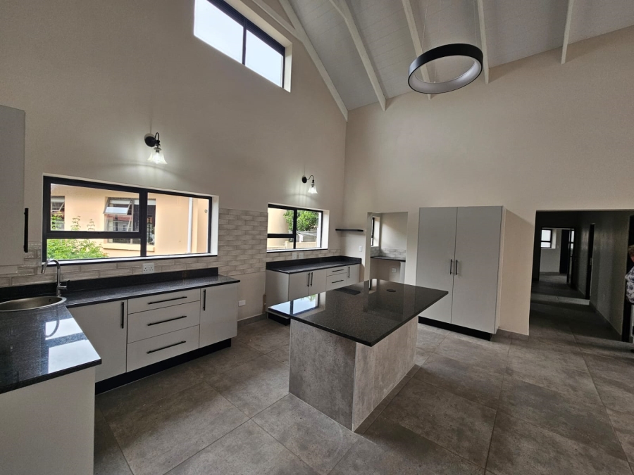 4 Bedroom Property for Sale in Stilbaai Wes Western Cape